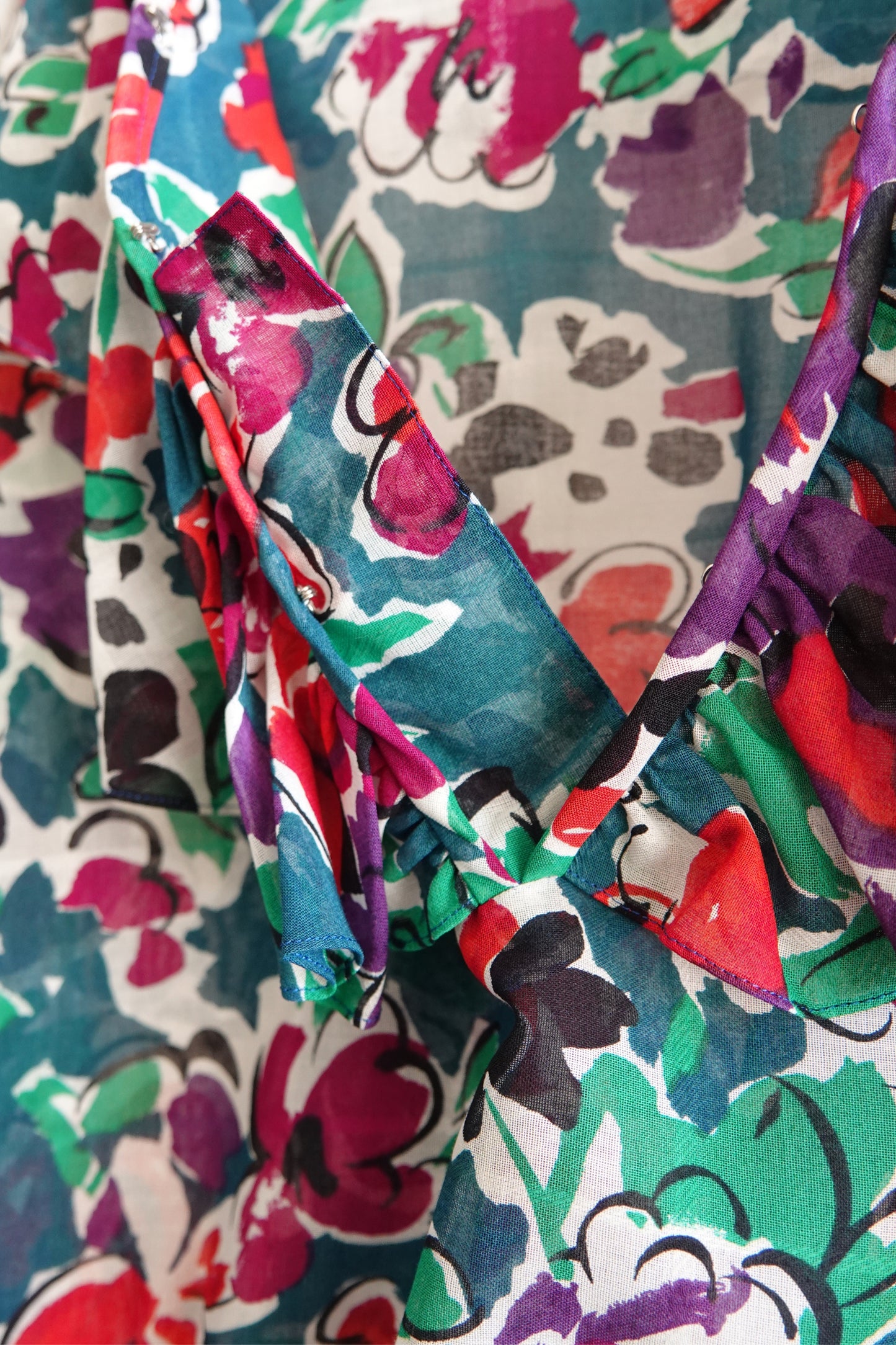 Yves Saint Laurent floral cotton two-piece set, styled detail — Disco Palma