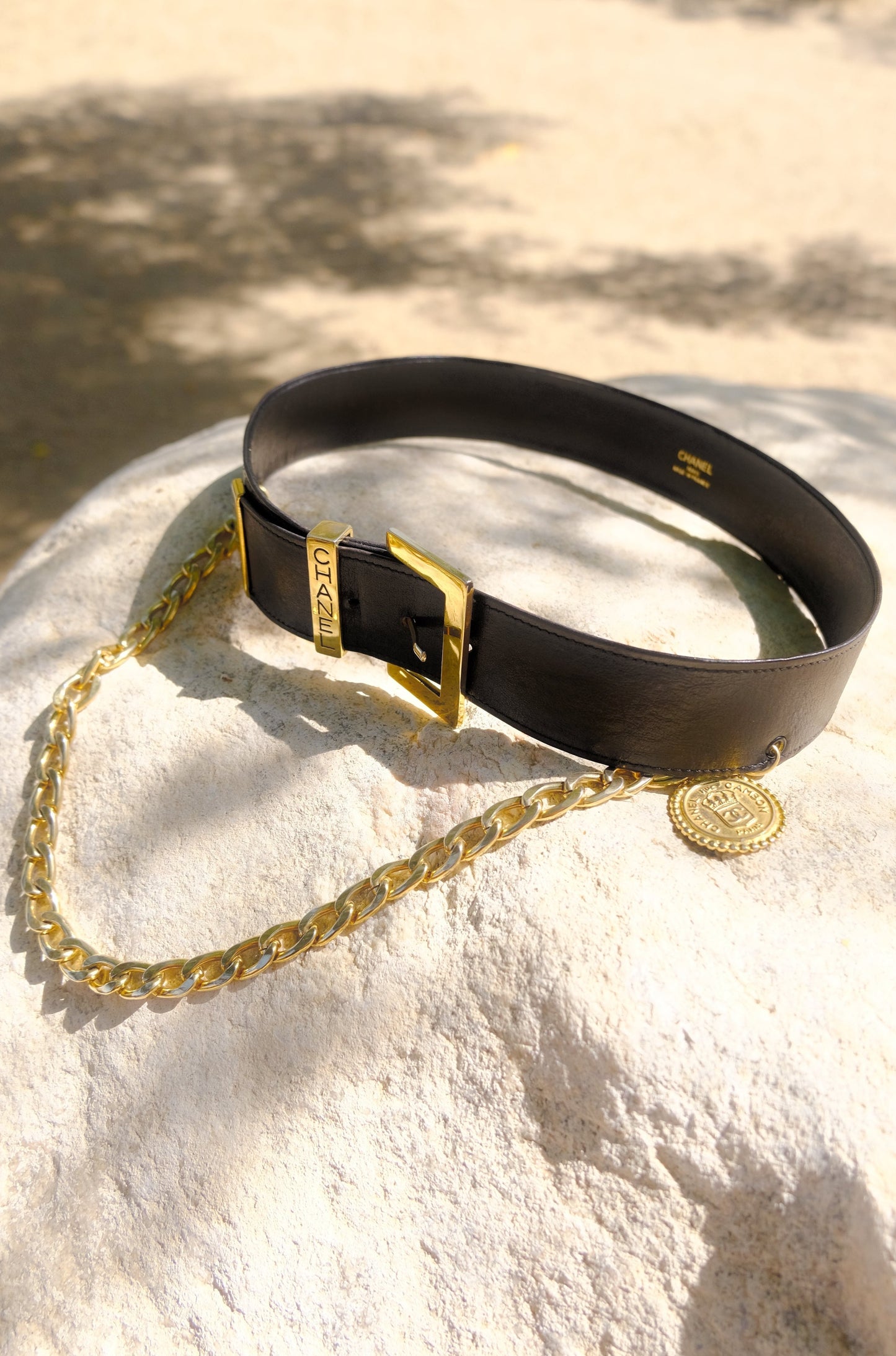 Vintage Drop Chain Leather Belt with Logo Detail