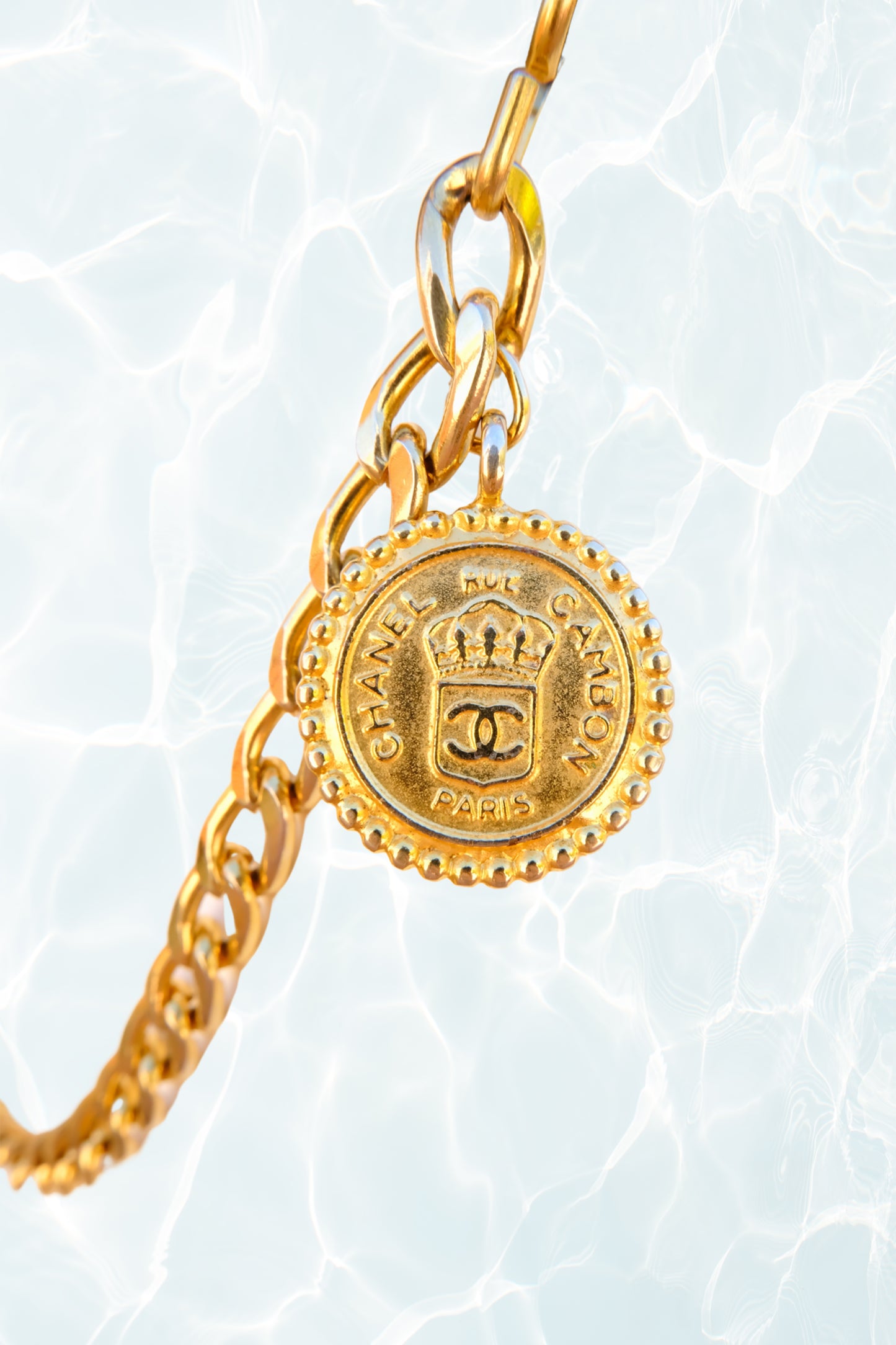 Vintage Drop Chain Leather Belt with Logo Detail
