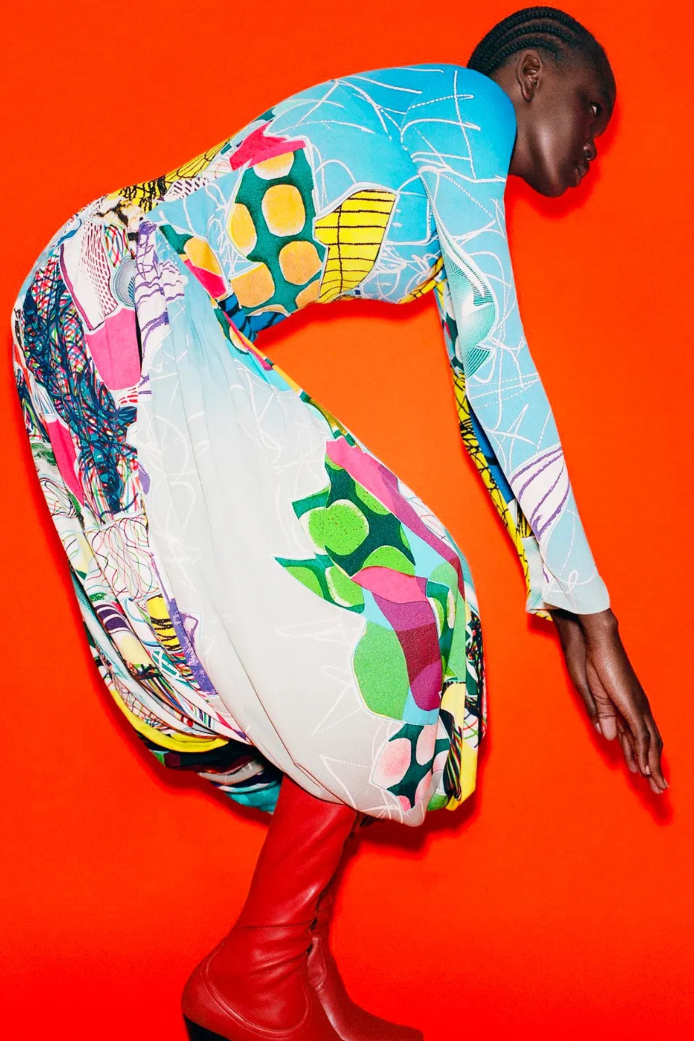 Stella McCartney x Frank Stella Fall 2022 Runway… | Disco Palma