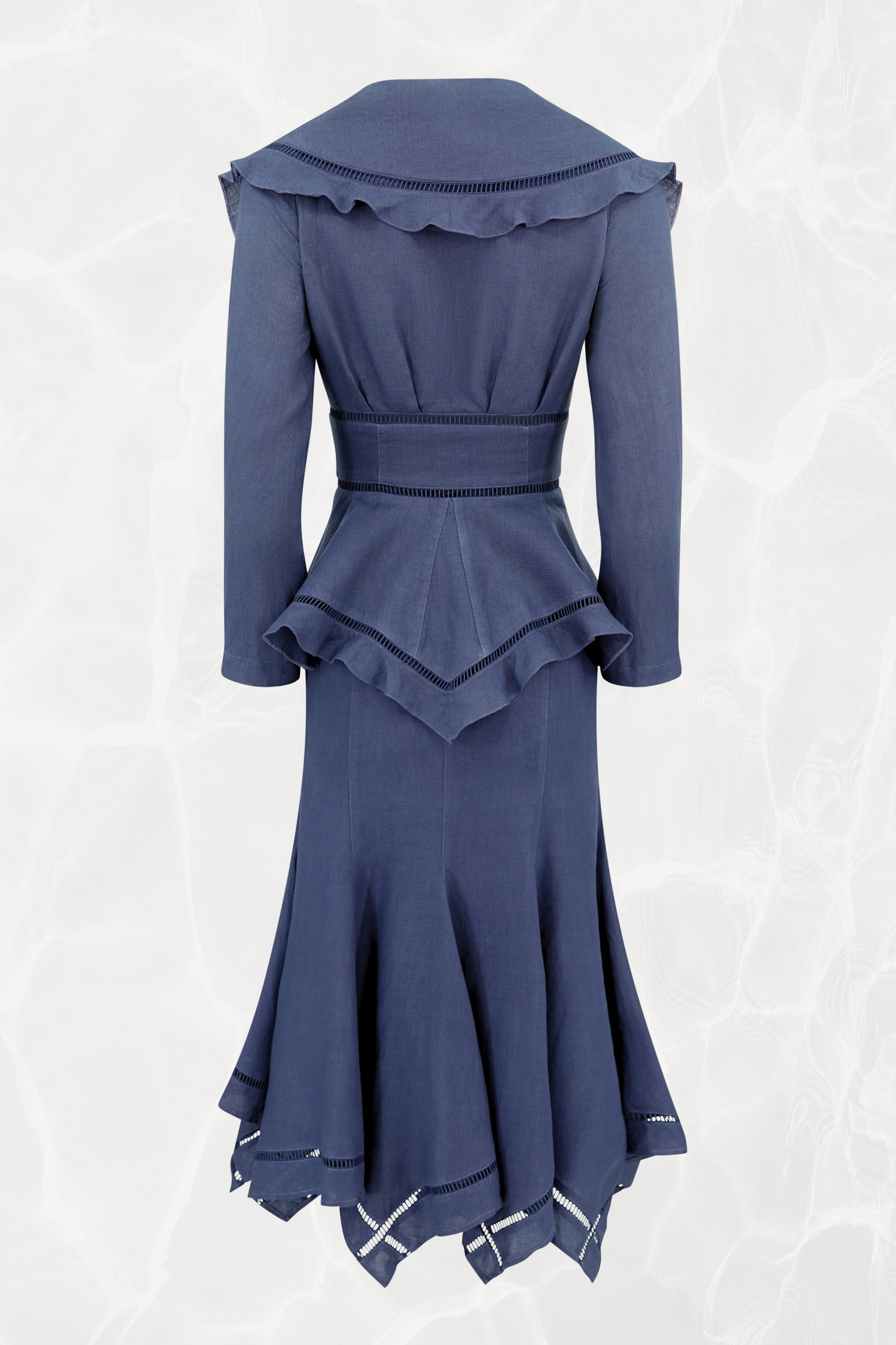 Thierry Mugler linen set, back view with ruffled collar and pointed peplum — Disco Palma