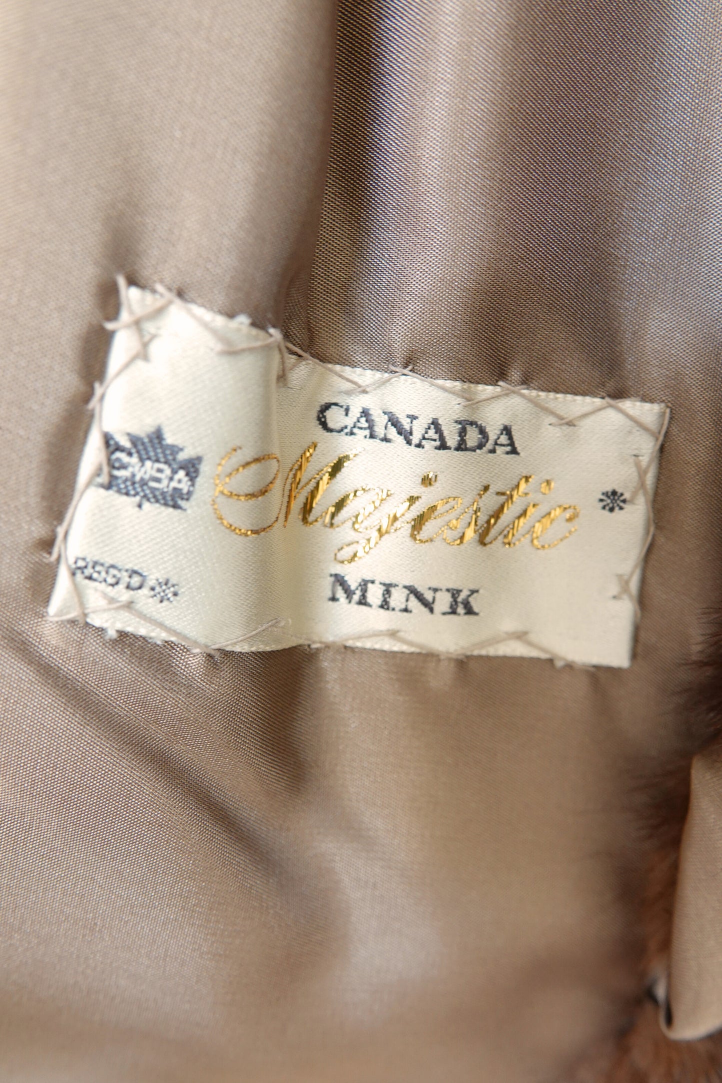 AEM Hurtig Furs  Canadian Mink Coat with Embroidered Silk Lining 1960s - 70s