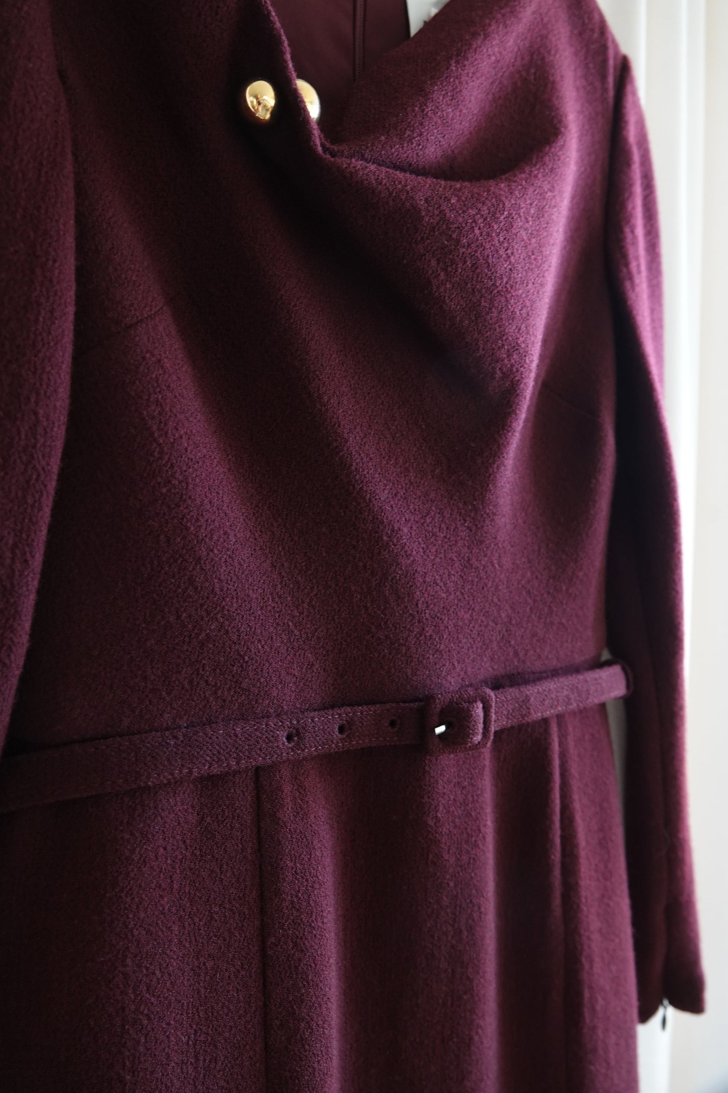 Roland Mouret burgundy pencil dress, on hanger — Disco Palma