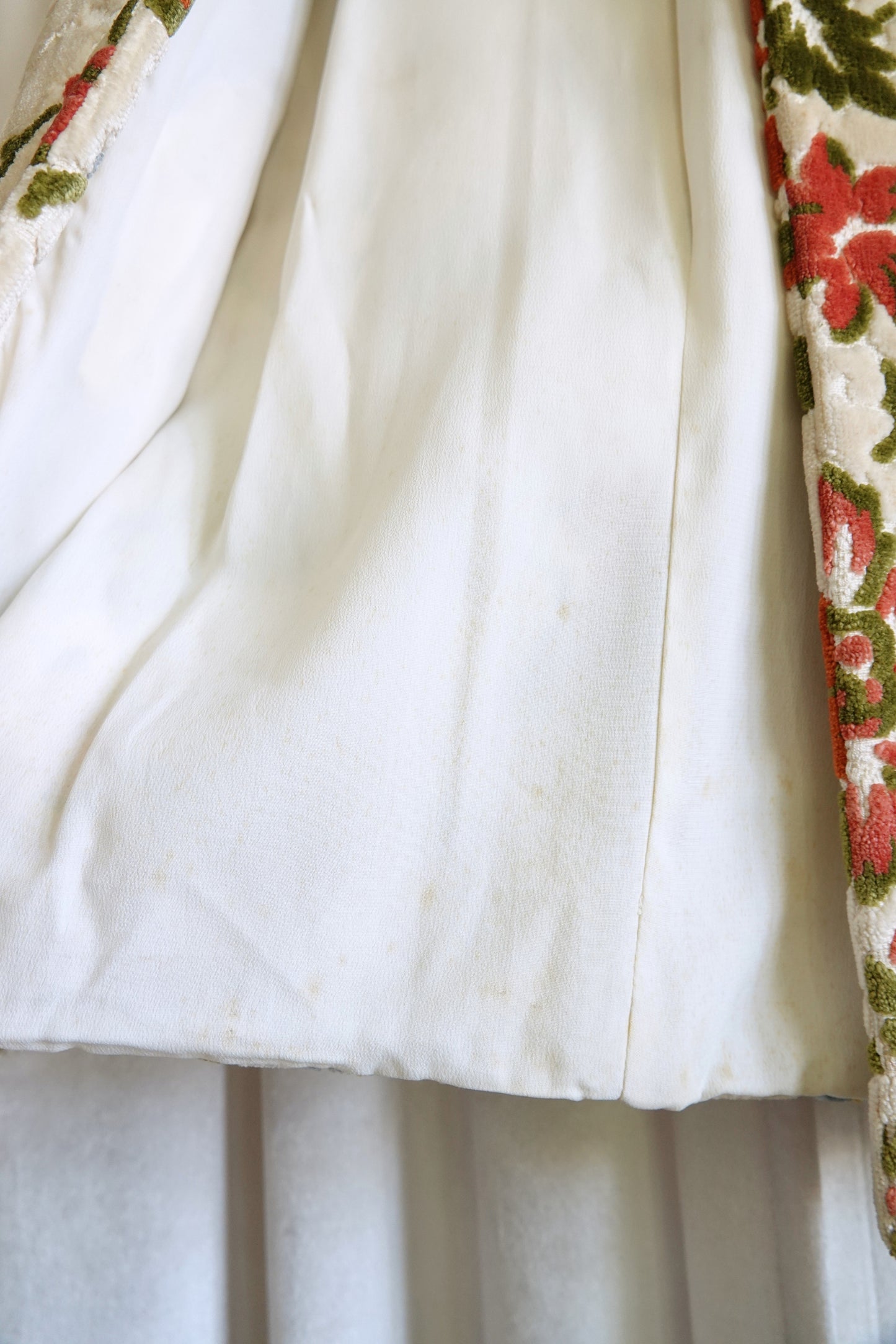 Vintage Late 1960s Floral Chenille Tapestry Coat