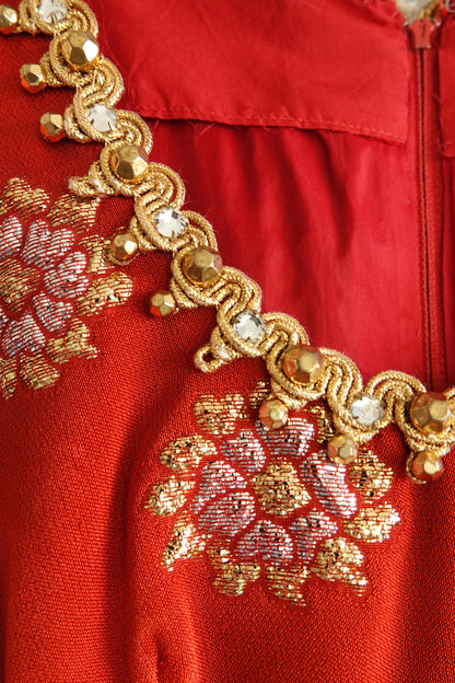 Oscar de la Renta 1960s dress, metallic brocade floral medallion pattern close-up — Disco Palma