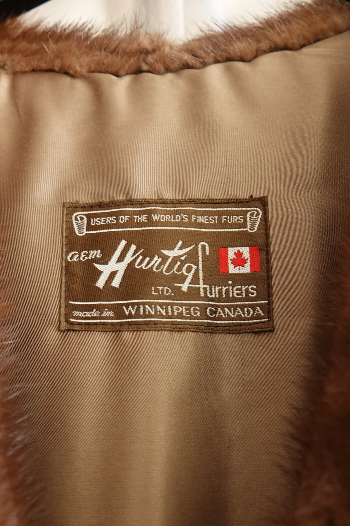 AEM Hurtig Furs  Canadian Mink Coat with Embroidered Silk Lining 1960s - 70s