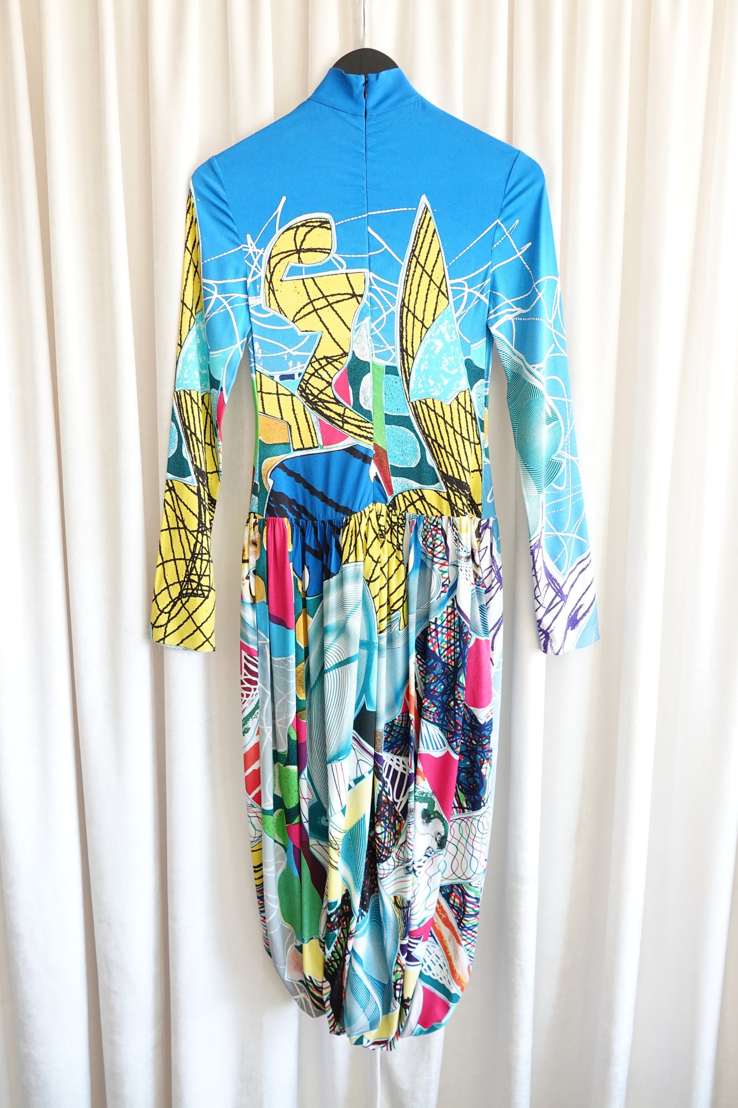 Stella McCartney x Frank Stella Fall 2022 Runway Abstract Art Print Dress