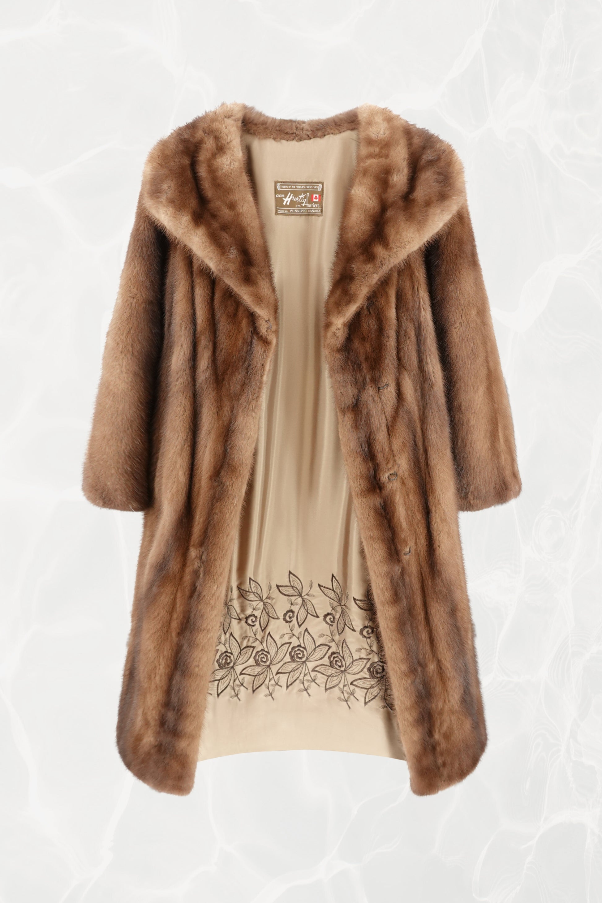 AEM Hurtig Furs  Canadian Mink Coat with Embroidered Silk Lining 1960s - 70s