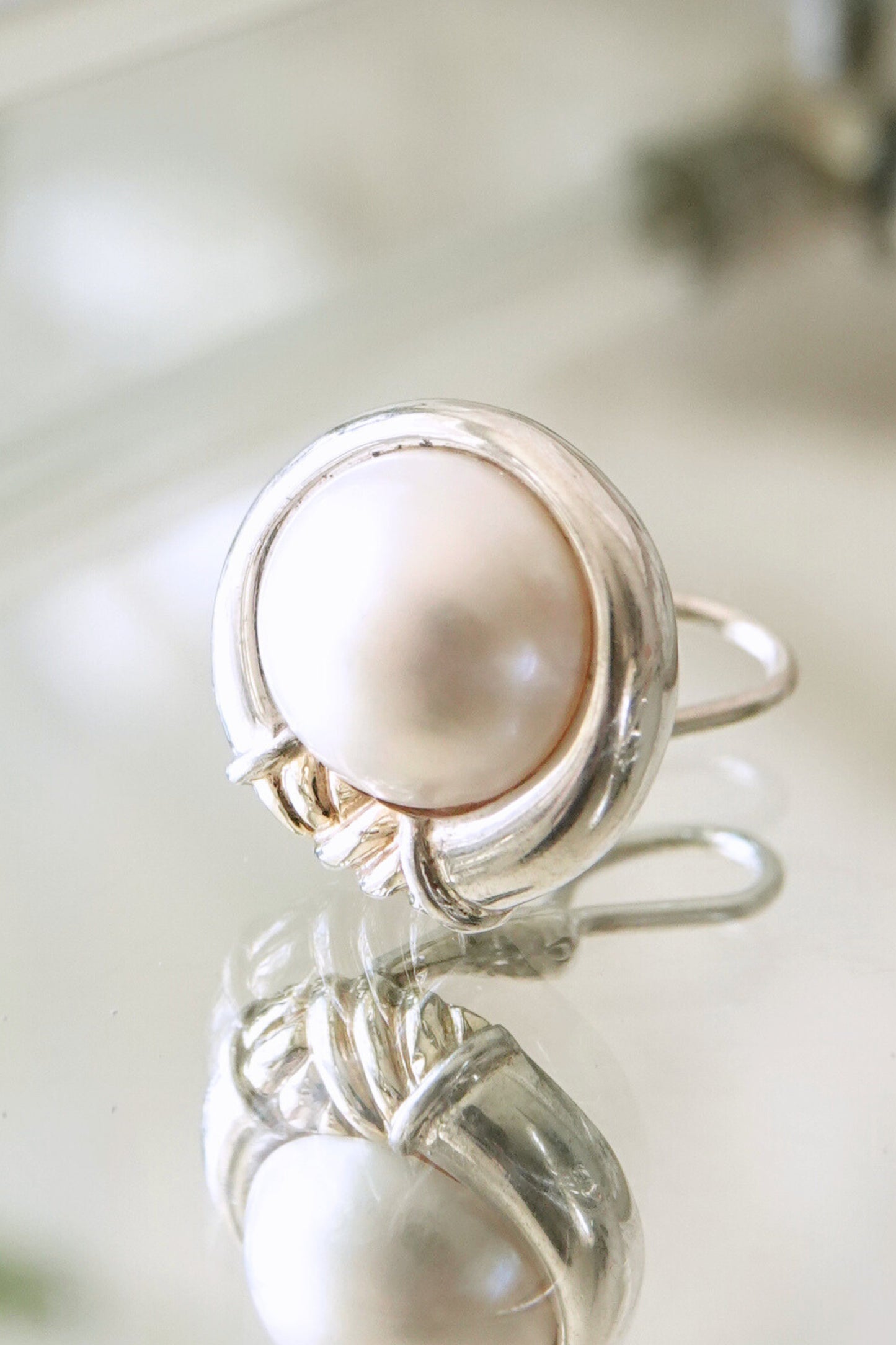 Vintage Mixed Metal Silver & Gold Mabe Pearl Clip Earrings 90s