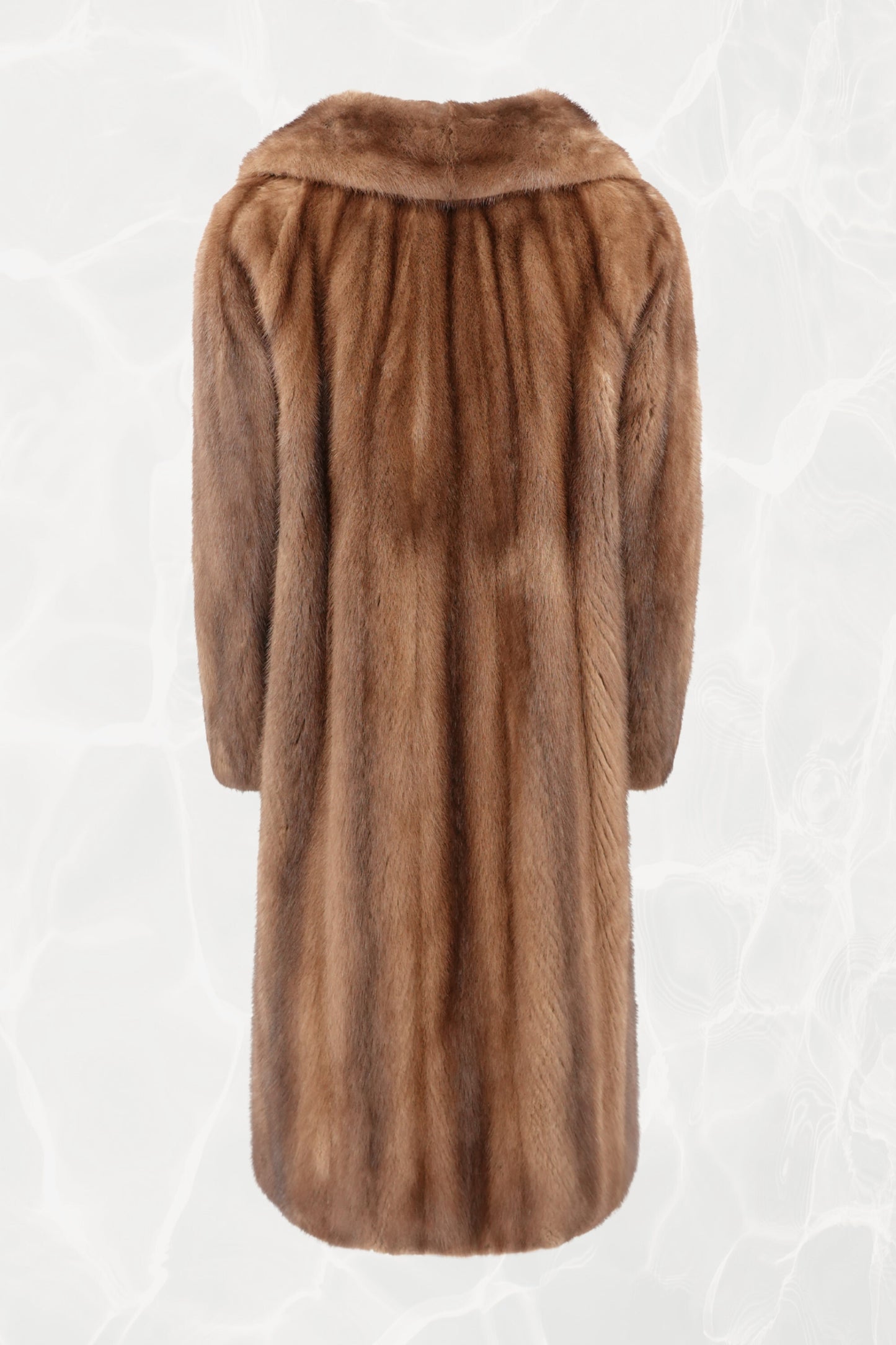 AEM Hurtig Furs  Canadian Mink Coat with Embroidered Silk Lining 1960s - 70s