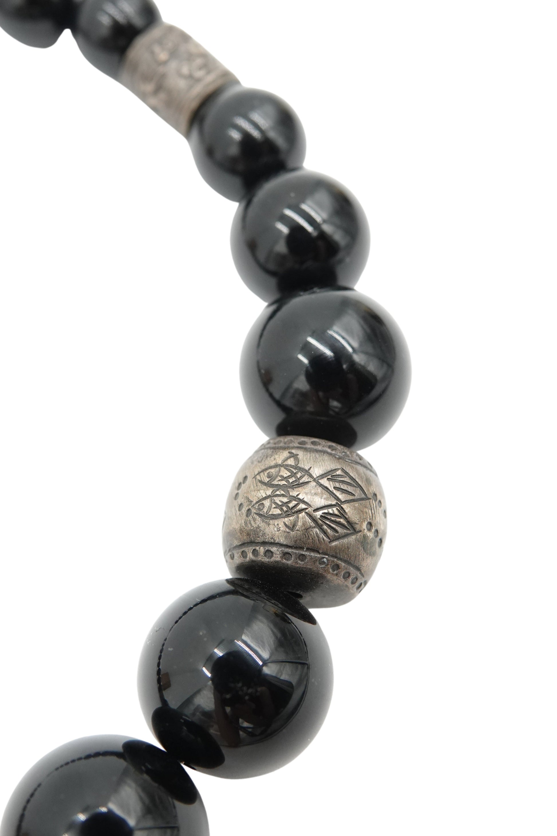 Vintage 1980s black onyx beaded necklace — detail of engraved silver spacer beads and onyx rounds