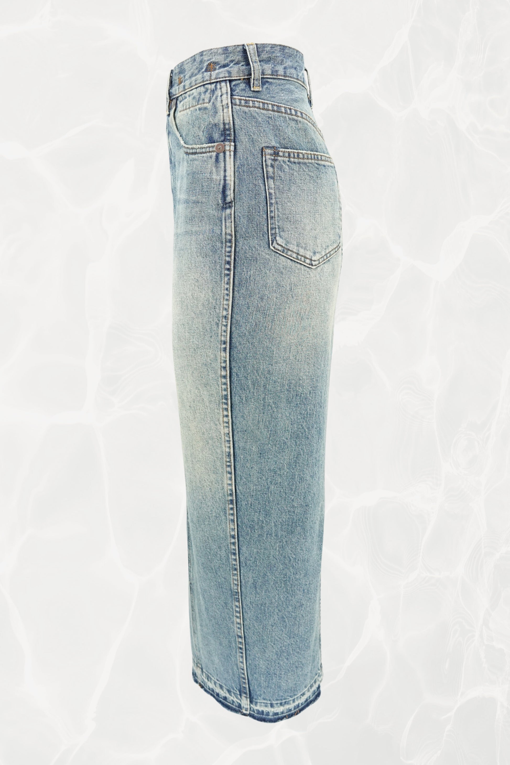 R13 denim skirt, three-quarter view showing waist and hip — Disco Palma