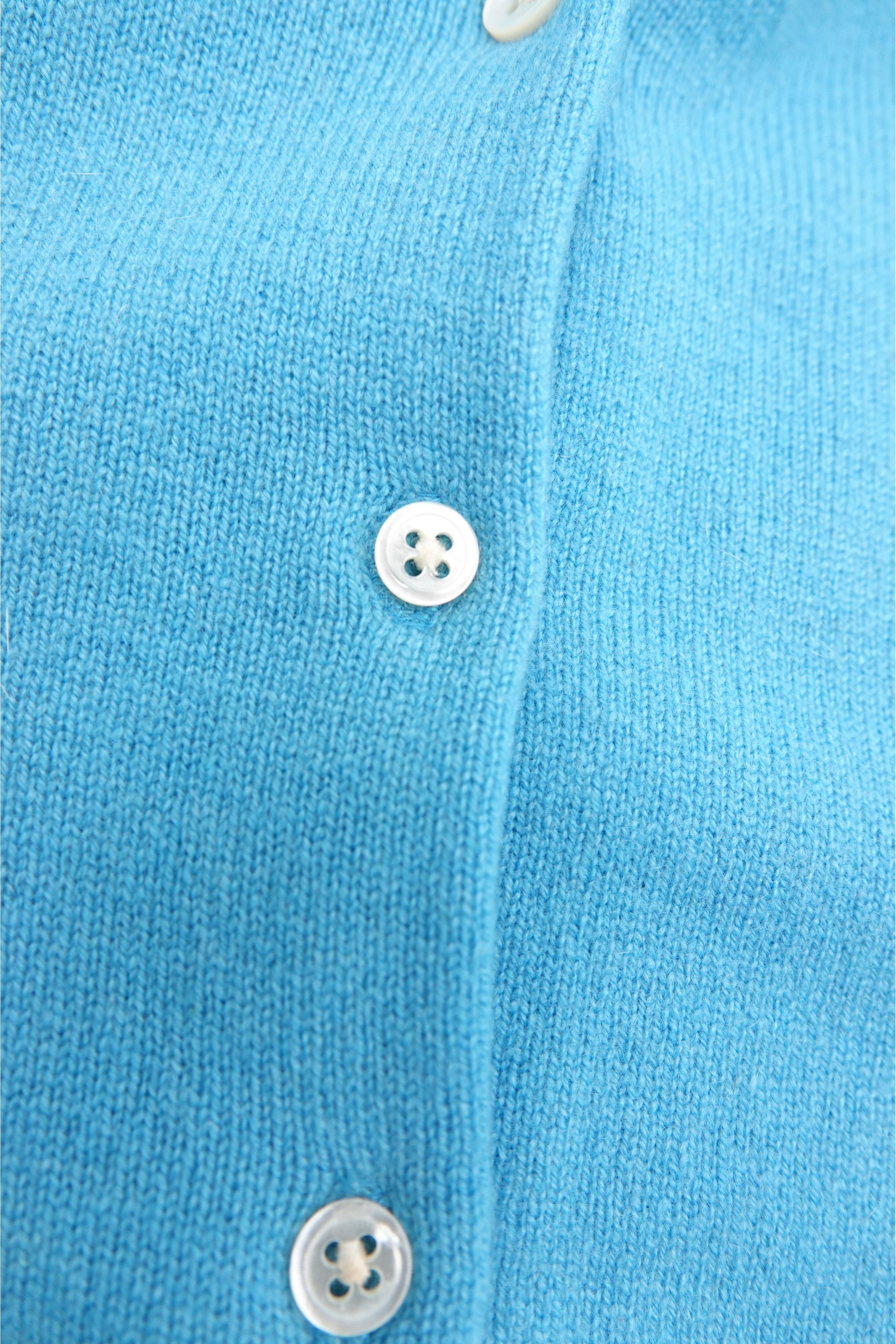 Ralph Lauren Purple Label capri blue cardigan, flat lay detail — Disco Palma
