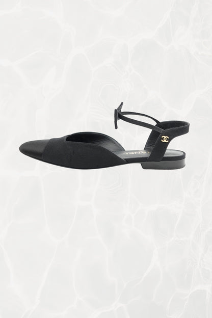 Chanel bow slingback, grosgrain bow and CC logo hardware detail — Disco Palma