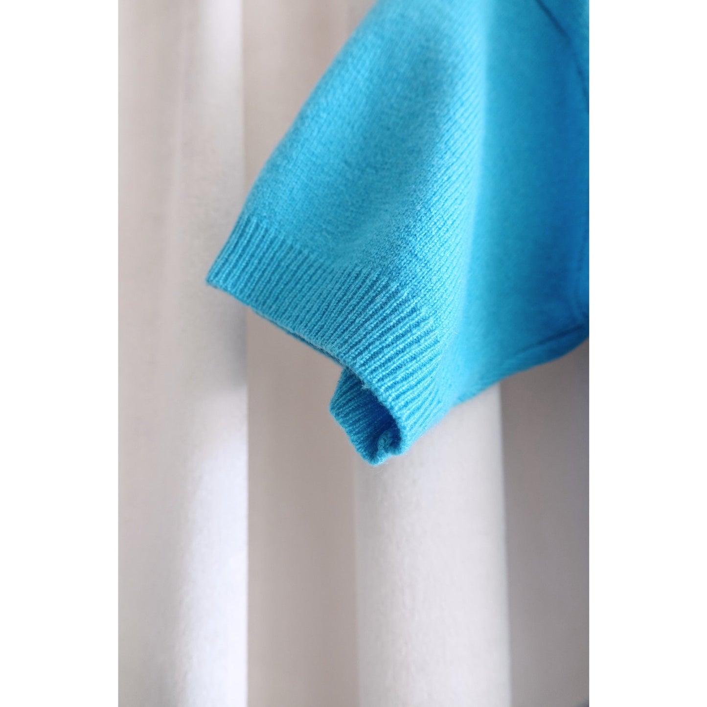 Purple Label 2000s Capri Blue Cashmere Short-Sleeve Cardigan