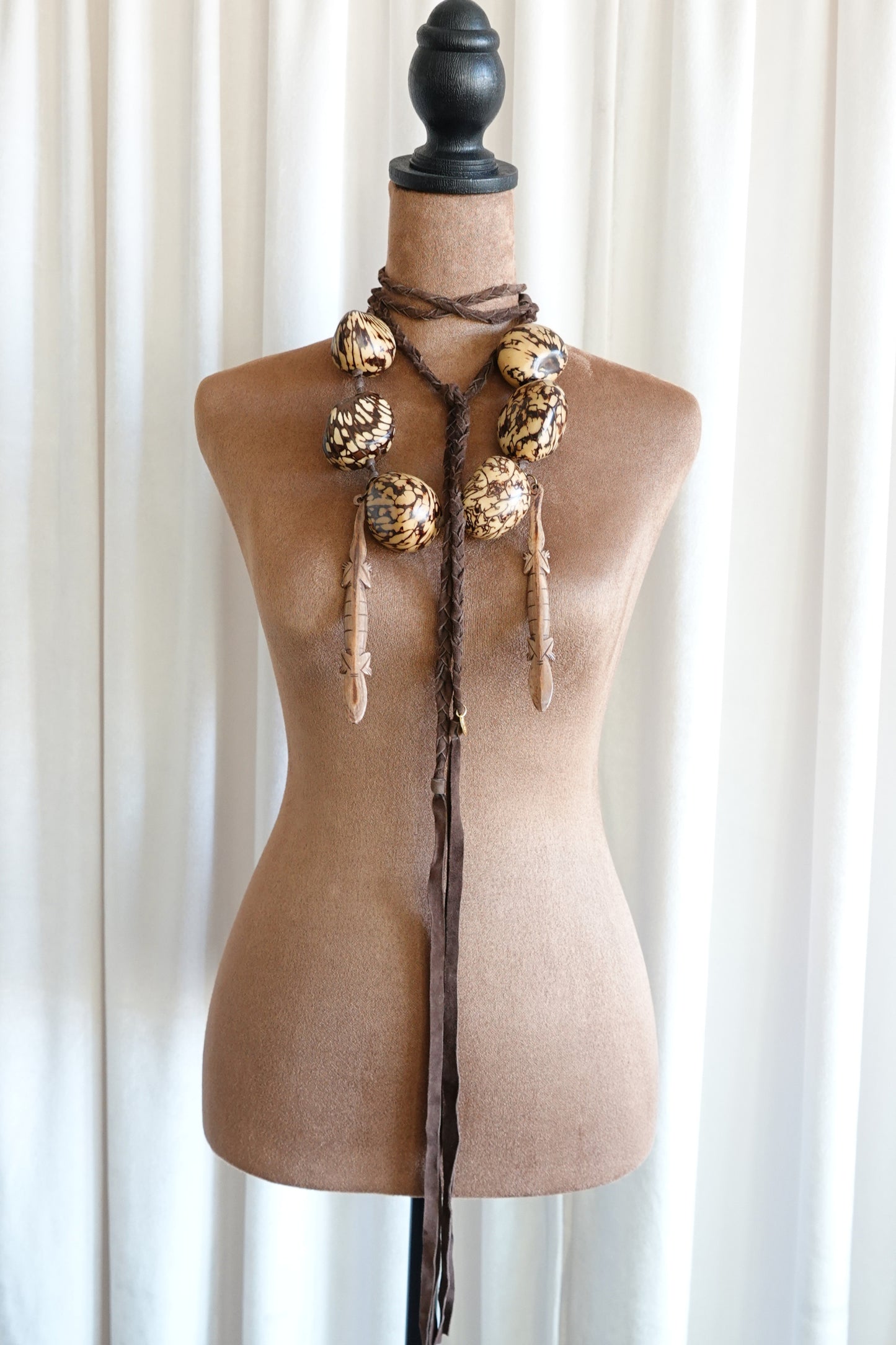 Vintage 1990s Tagua Nut Lariat Necklace with Carved Lizard Pendants