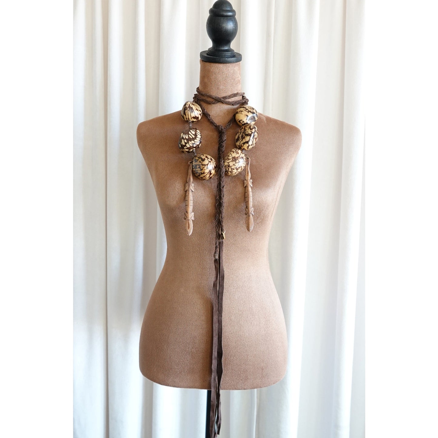 Vintage 1990s Tagua Nut Lariat Necklace with Carved Lizard Pendants