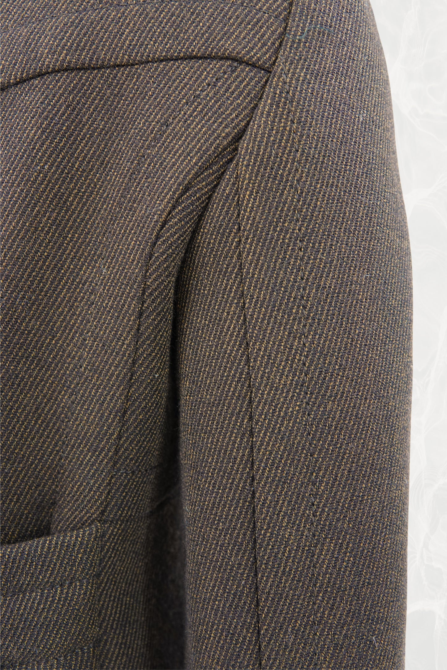 Tom Ford for Gucci FW1996 coat, back chevron seaming close-up — Disco Palma