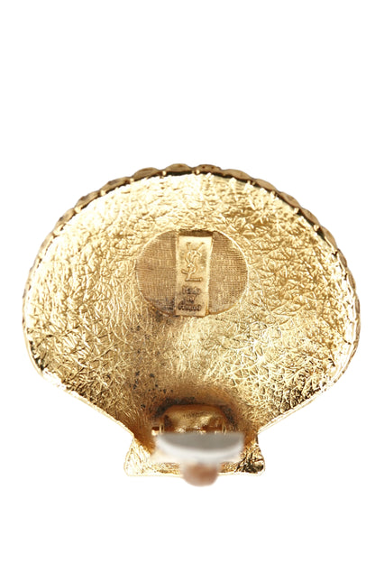 Vintage 1980s Gold-Tone Scallop Shell Clip-On Earrings