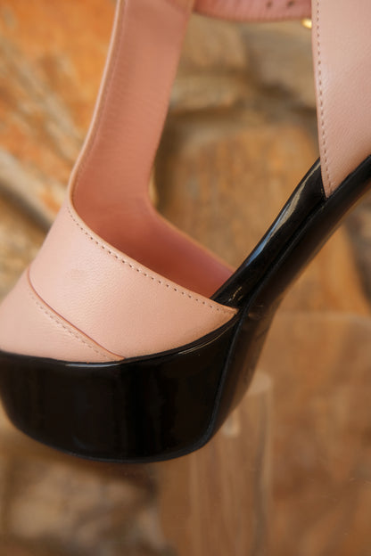 AW 2009 Black and Pink Leather Sandals with Ring Heels