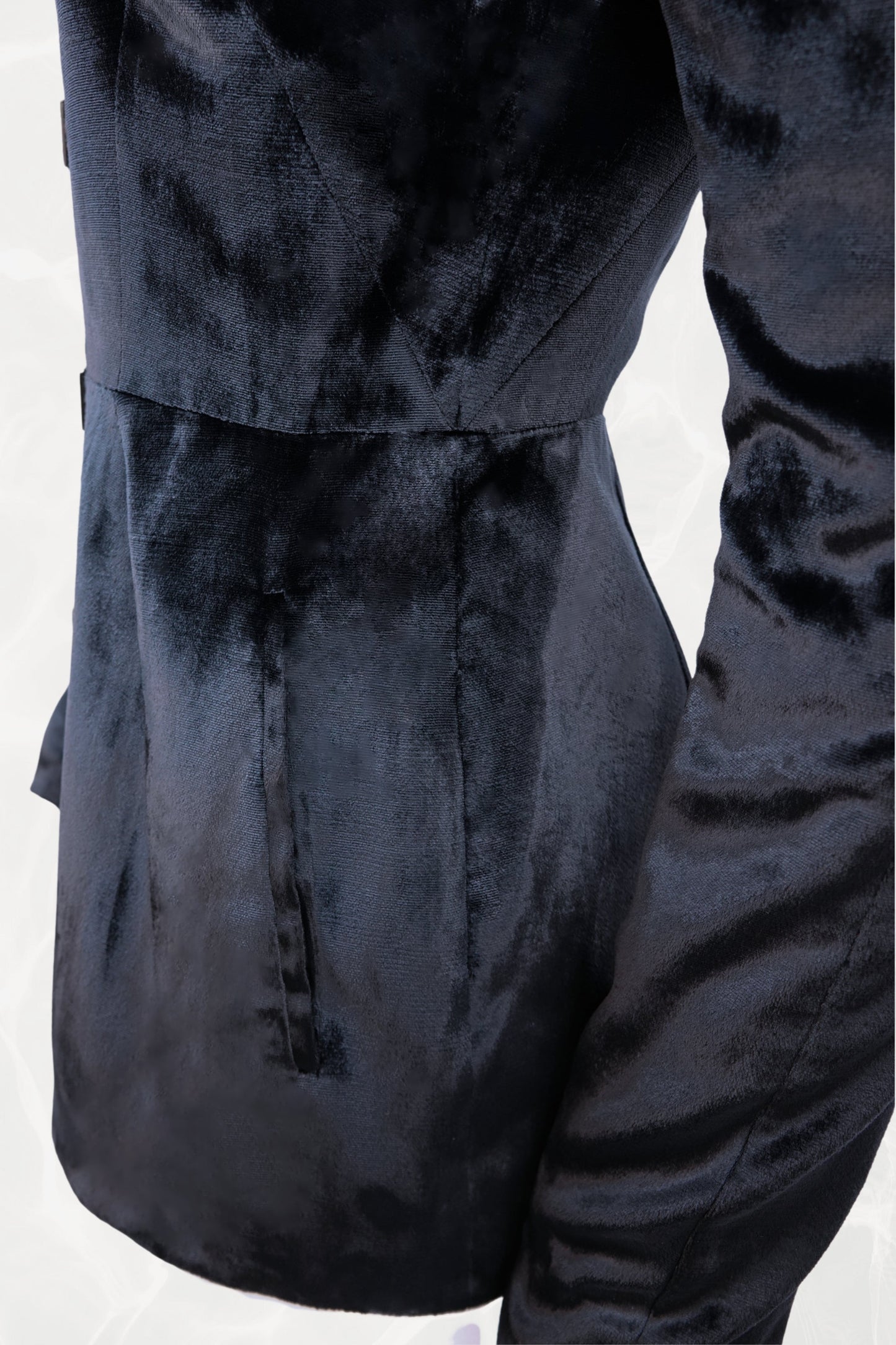 Thierry Mugler Couture velvet jacket, side and seaming detail -- Disco Palma