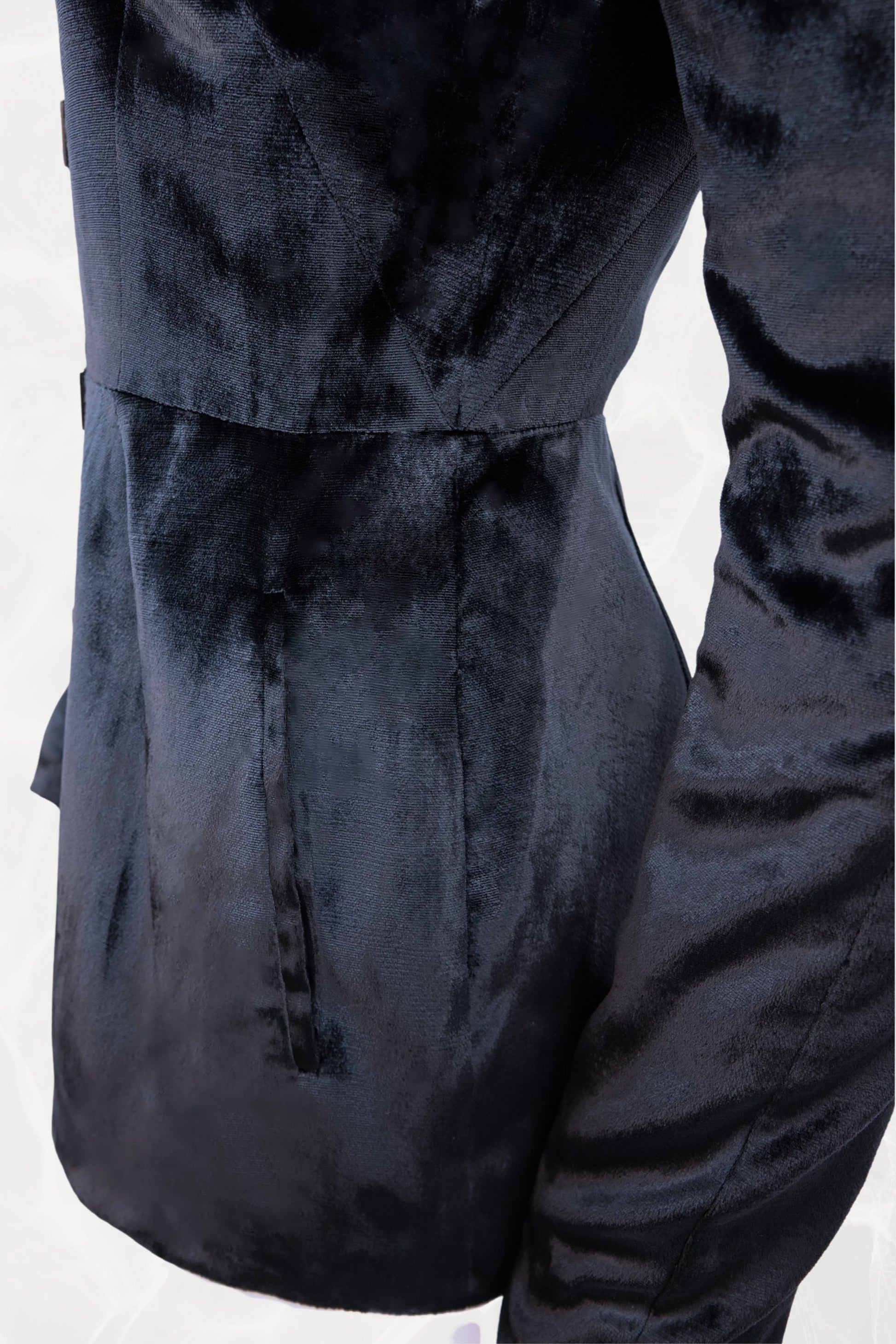 Thierry Mugler Couture velvet jacket, side and seaming detail -- Disco Palma