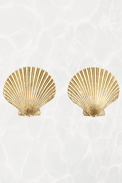 Vintage 1980s Gold-Tone Scallop Shell Clip-On Earrings
